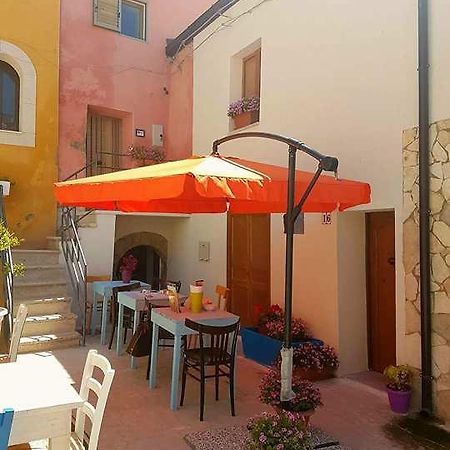 Le Soste Di Finzia Acomodação com café da manhã Licata Exterior foto
